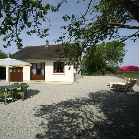 Cozy Holiday Home In Surville Near Beach